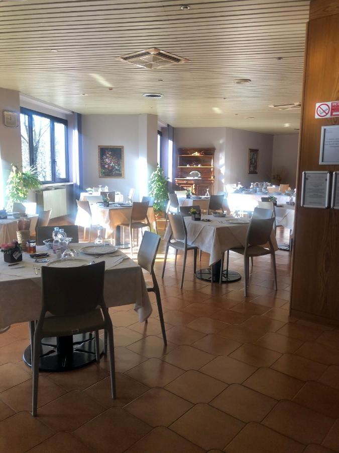 Albergo Casa Dell'Ospite 브레시아 외부 사진