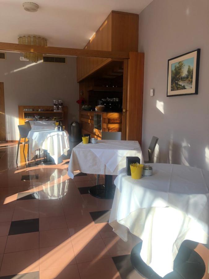 Albergo Casa Dell'Ospite 브레시아 외부 사진